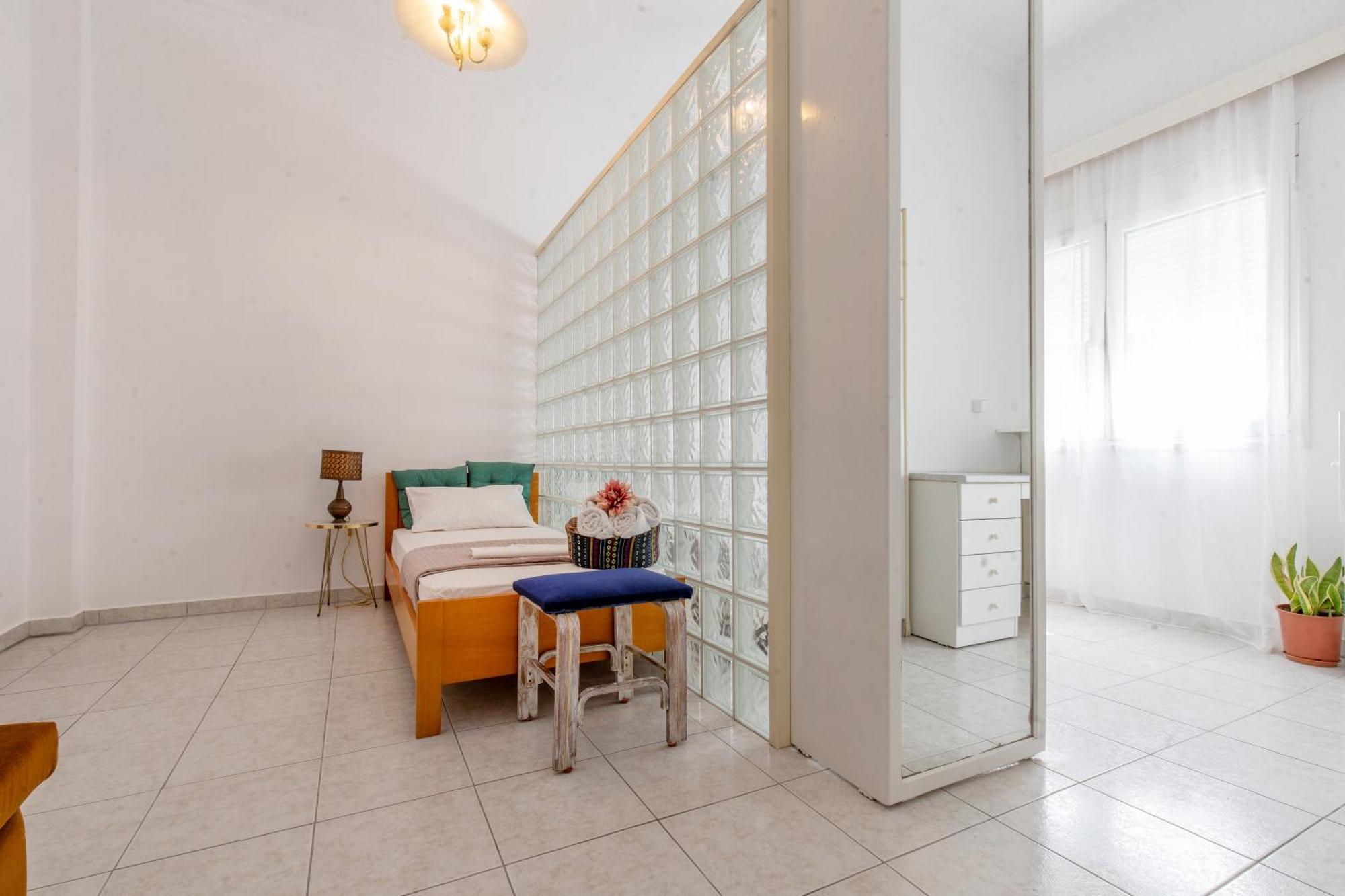 Mascot Traditional Guest House Rhodes City Exterior photo